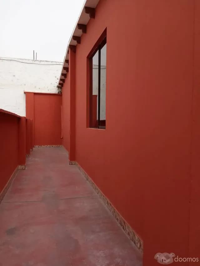 Departamento independiente de dos dormitorios y patio en Surco — foto 8
