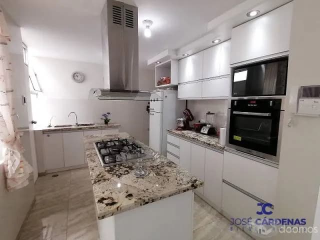 EN VENTA HERMOSA CASA CON PISCINA EN HUANCHACO — foto 5