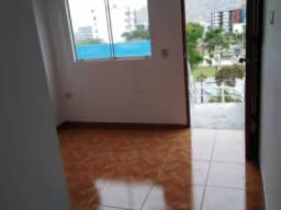 ALQUILO HABITACIÓN EN CHORRILLOS