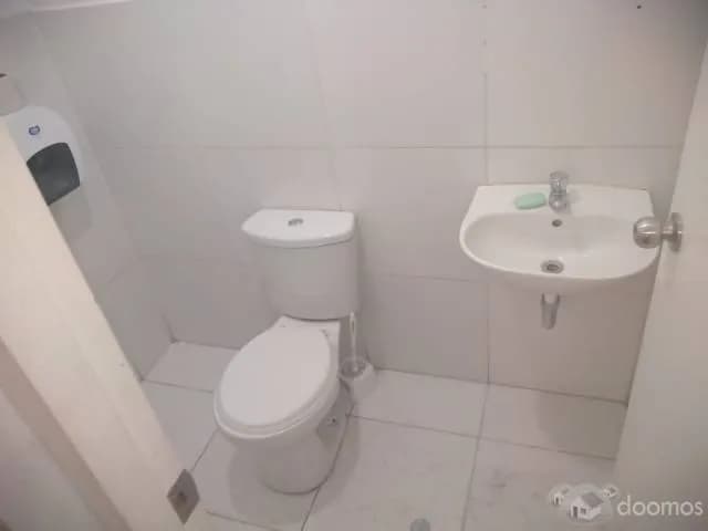 Alquiler local comercial en Avenida Manco Capac — foto 5