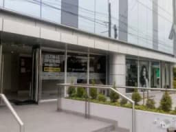 ALQUILO EXCELENTE OFICINA EN MIRAFLORES