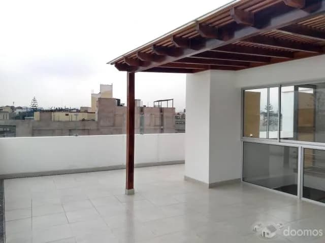 EN VENTA DPTO DUPLEX A ESTRENAR EN LA URB. LA CASTELLANA SURCO — foto 3