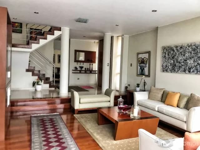 PRECIO OCASIÓN! - Vendo Hermosa casa en La Molina — foto 3