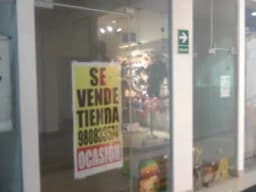 VENDO TIENDA EN MIRAFLORES