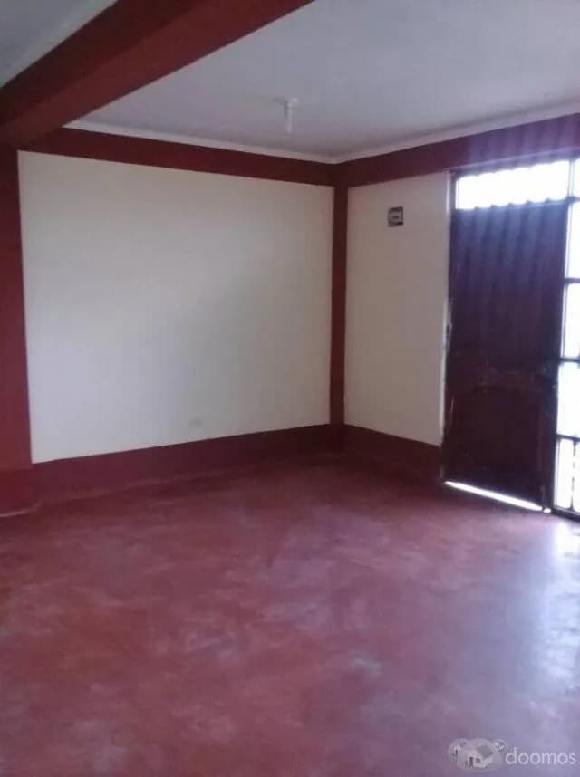 REMATE CASA DE 3 PISOS — foto 3