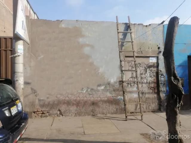 Terreno comercial cerca a mesa redonda, barrio chino, mercado central — foto 1