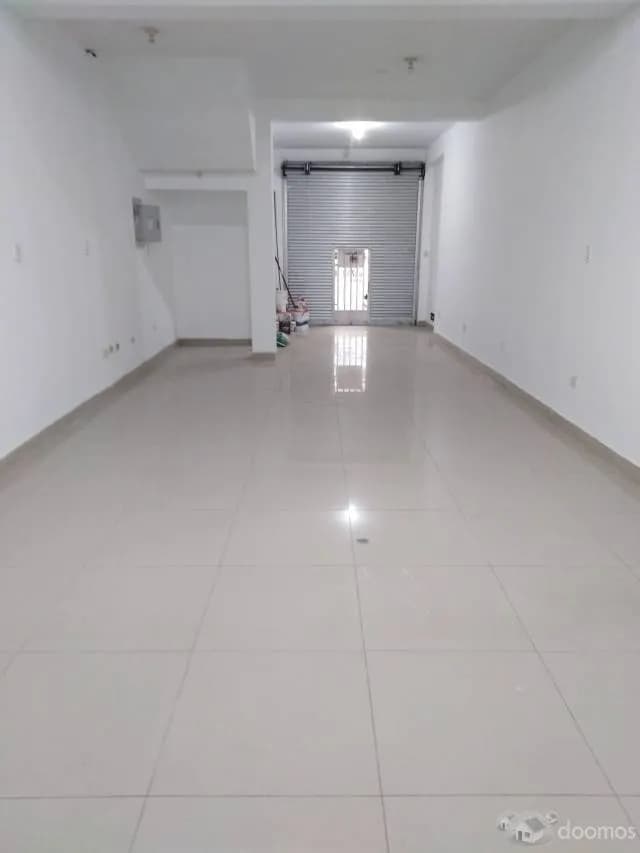 Local Comercial de 50 m2 — foto 2