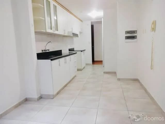 ACOGEDOR, CON AREAS COMUNES, A UNA CDRA. DE EMBAJADA — foto 12