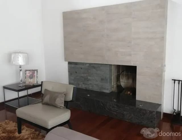 VENDO HERMOSA CASA EN EXCLUSIVA ZONA DE LA MOLINA — foto 4