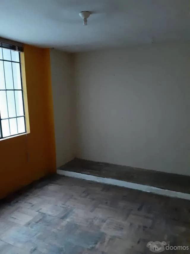 ALQUILO DPTO PRIMER PISO URB. ELIO — foto 6