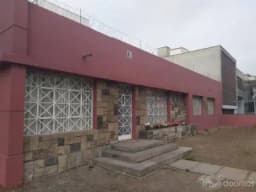Venta de hermosa casa en Miraflores, ubicadas a la altura de cuadra 5 de la av. Roca y Boloña