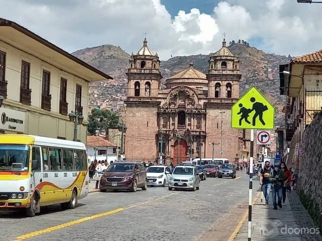 CUSCO VENDO TERRENO/CASA 457m2 DESAMPARADOS — foto 4