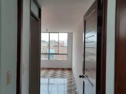 Alquilo Departamento Remodelado En Condominio