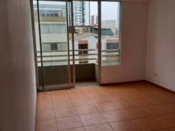 ALQUILO DEPARTAMENTO MODERNO BUENA UBICACIÓN