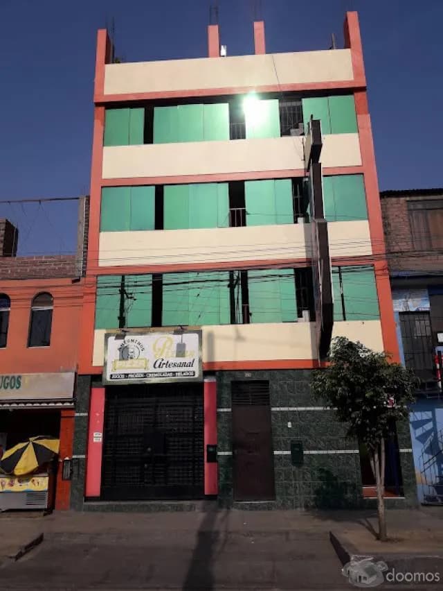 Alquiler de Local Comercial — foto 1
