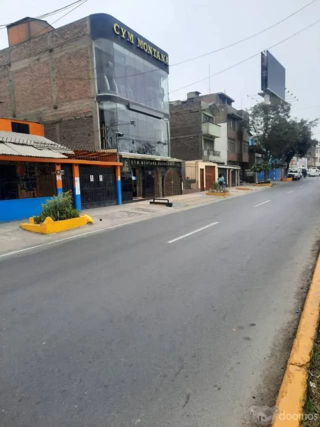 VENTA CASA EN PLENA AVENIDA MALECON CHECCA — foto 2