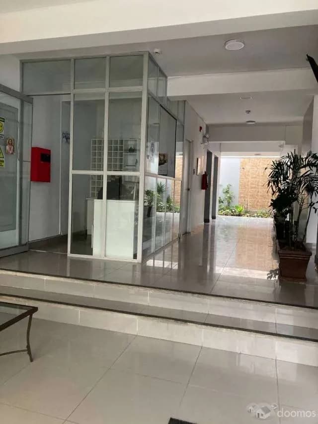 Vendo Lindo Departamento En Breña — foto 2