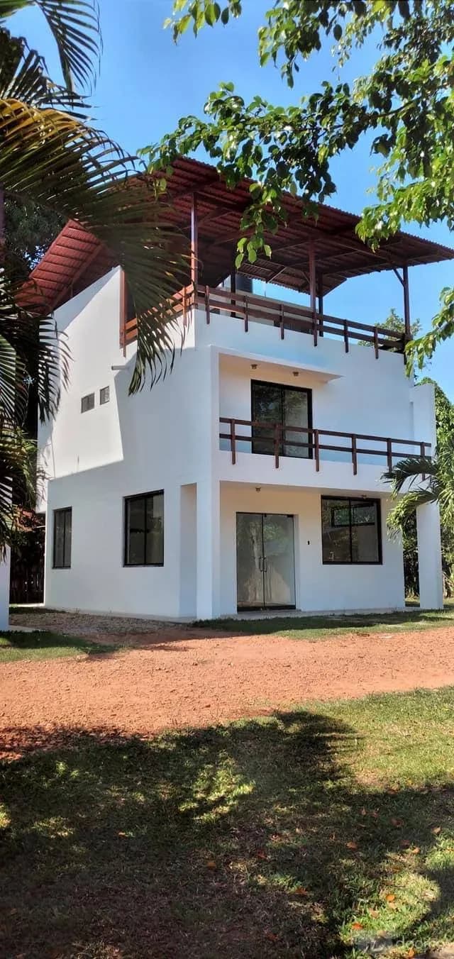 ALQUILER DE CASA EN CONDOMINIO — foto 1