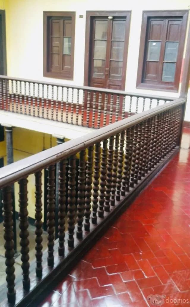 Casona de dos pisos en el Centro Historico de Lima — foto 4