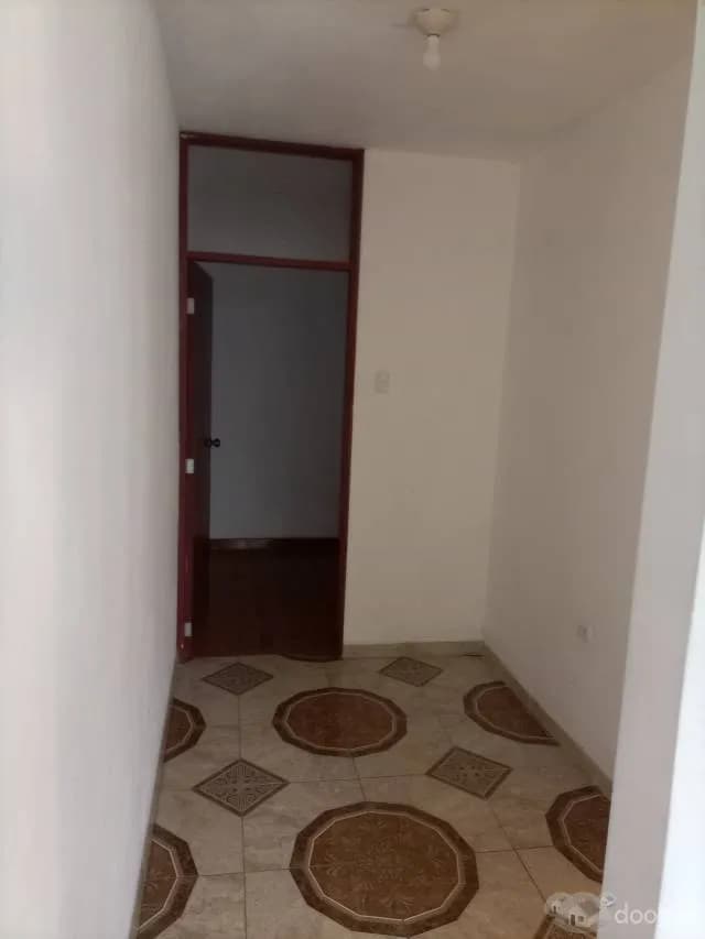 Alquilo Departamento en Urb. Carabayllo - Comas — foto 1