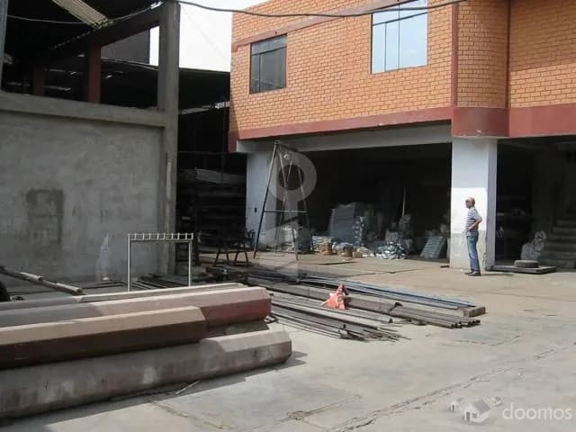 LOCAL COMERCIAL - INDUSTRIAL — foto 1