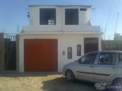 CASA EN VENTA O ALQUILER DE DOS PISOS EN ESTRENO