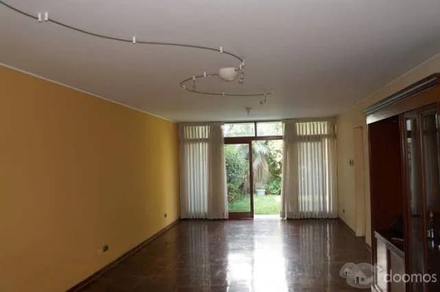 VENDO HERMOSA CASA EN CORPAC — foto 8