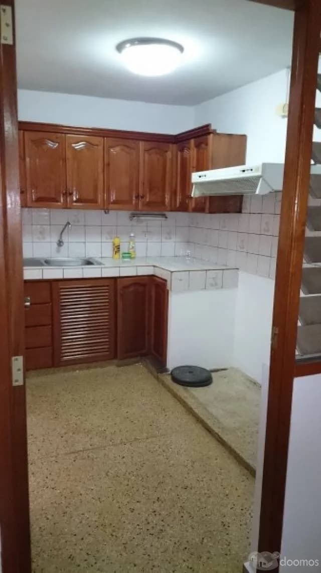 Venta de Casa en Breña con aires libres y 3 dormitorios — foto 2