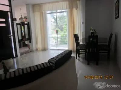 CASA CON 2 DPTOS INDEPENDIENTES