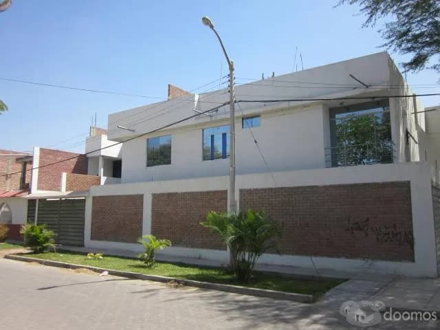 CASA CON 2 DPTOS INDEPENDIENTES — foto 4