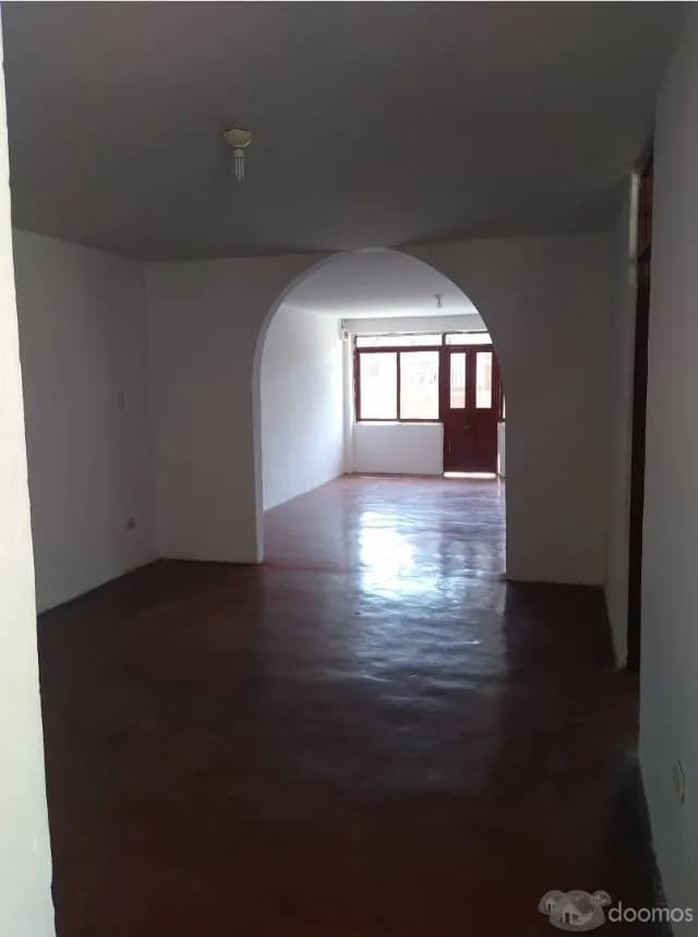 Alquiler de Departamento Amplio en 2do Piso — foto 6