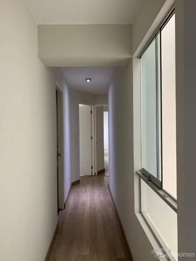 DEPARTAMENTO ILUMINADO EN VENTA — foto 4