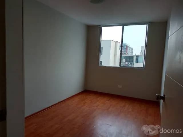 HABITACIÓN En Condominio Pueblo Libre Para Damas — foto 1