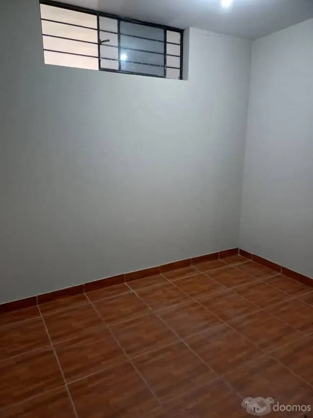 REMATE - DEPARTAMENTO EN AV. CARABAYLLO - PRIMER PISO — foto 4