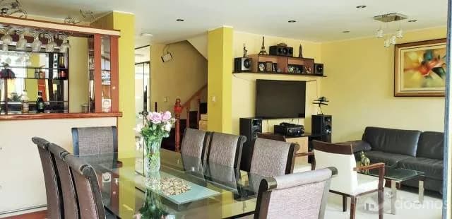 SE VENDE HERMOSA CASA EN ZONA EXCLUSIVA DE SURCO — foto 2