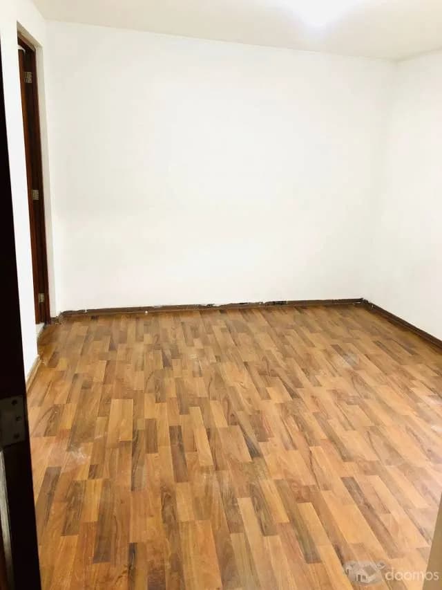 ALQUILO CUARTO ROOMATE — foto 1