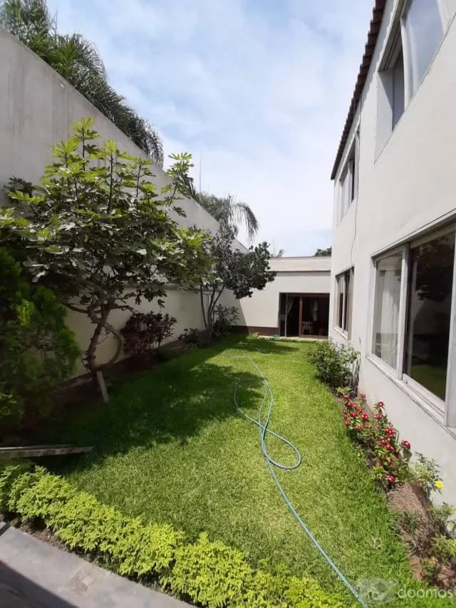 Casa en La Molina de 1000m2, Camacho , zona exclusiva, Lima. — foto 8