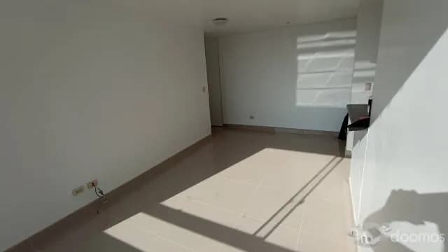 SE ALQUILA DEPARTAMENTO TOTALMENTE REMODELADO — foto 3