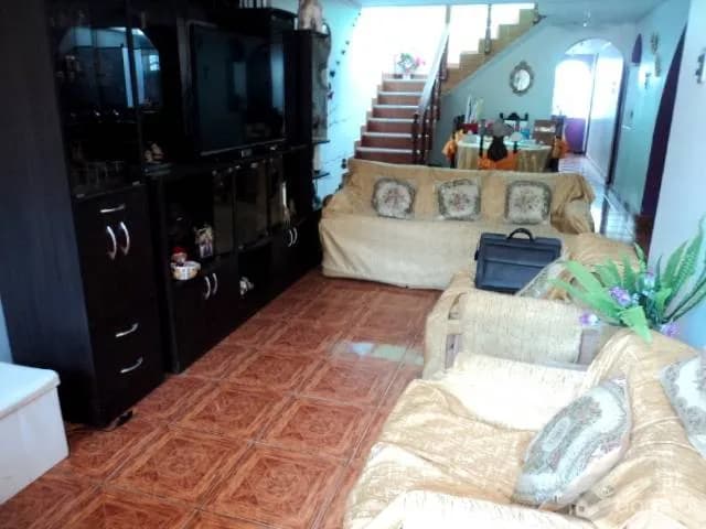 VENDO DPTO. PRIMER PISO, LOS PINOS - CHIMBOTE — foto 3