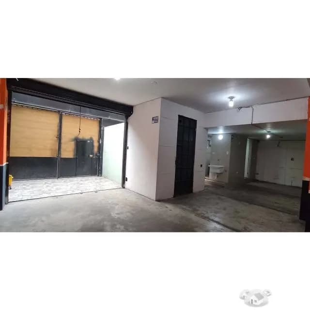 SE ALQUILA LOCAL COMERCIAL 1ER PISO (211 M2). NEGOCIABLE — foto 3