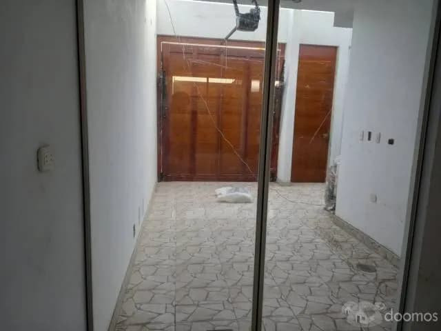 VENTA DE CASA DE 2 PISOS NUEVA DE OCACION — foto 3