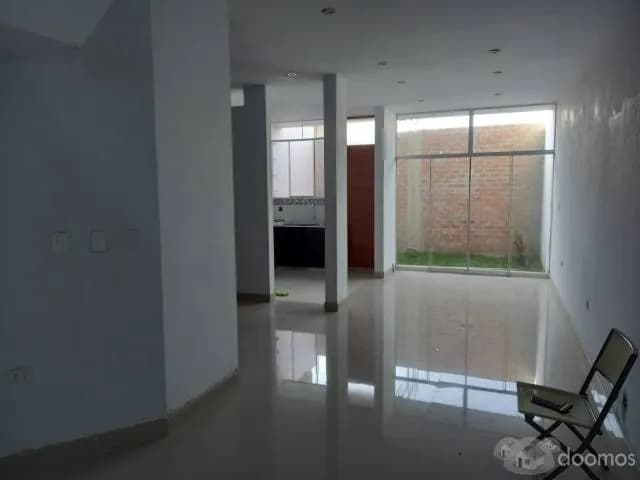 VENTA DE CASA DE 2 PISOS NUEVA DE OCACION — foto 5