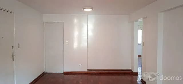 Departamento 2 Dorm. Totalmente Renovado — foto 2