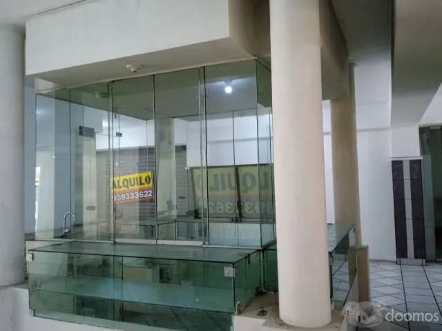 LOCAL COMERCIAL CC LA ROTONDA/ BUEN PRECIO — foto 1