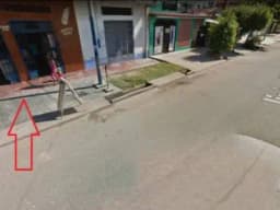LOCAL COMERCIAL 80M2