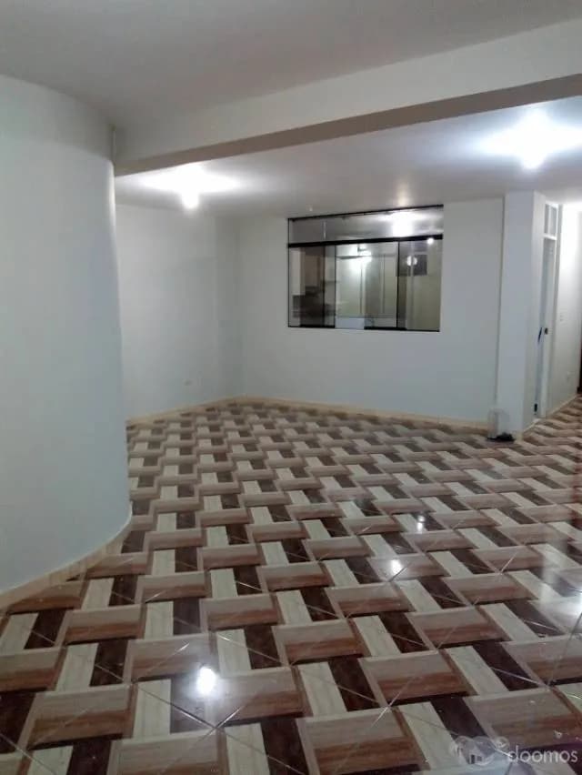 ALQUILO CASA DE 2 PISOS — foto 2