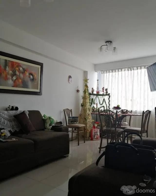 HERMOSA CASA PARA PROYECTO DE 6 PISOS — foto 3