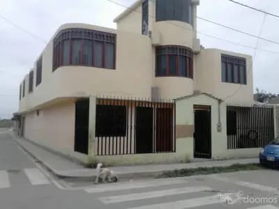 VENTA DE CASA EN CHIMBOTE