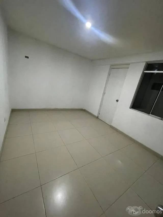 ALQUILER DE LOCAL COMERCIAL AVENIDA DOMINICOS 2DO PISO — foto 6
