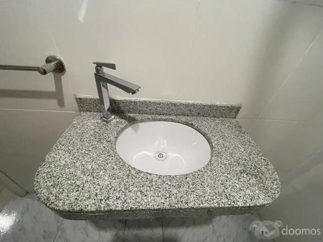 ALQUILER DE LOCAL COMERCIAL AVENIDA DOMINICOS 2DO PISO — foto 7